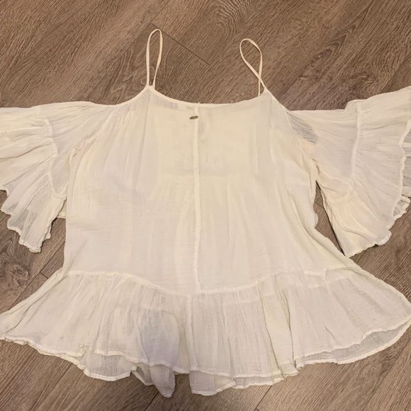 Boho Vintage Roxy Top - Picture 3 of 4